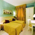 Hotel Bright