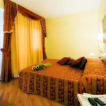 Hotel Bright