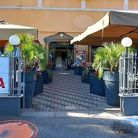 Hotel Bright 3*
