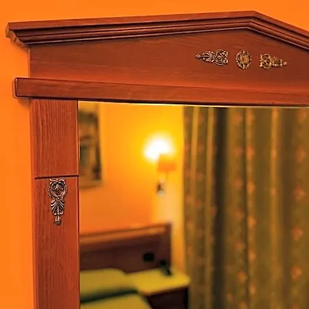 Bright Hotel 3*