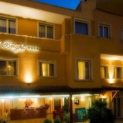 Bright Hotel 3*